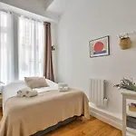 Apartament New Stunning 4 Bdrs Apt, With Ac - Le Marais Paryż