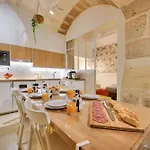 New Stunning 4 Bdrs Apt, With Ac - Le Marais Apartment Paris