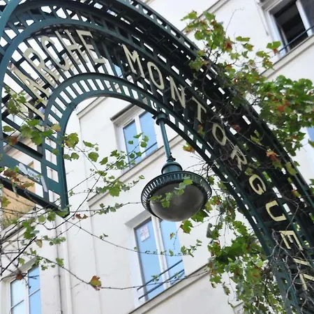 New Stunning 4 Bdrs Apt, With Ac - Le Marais Appartement Parijs