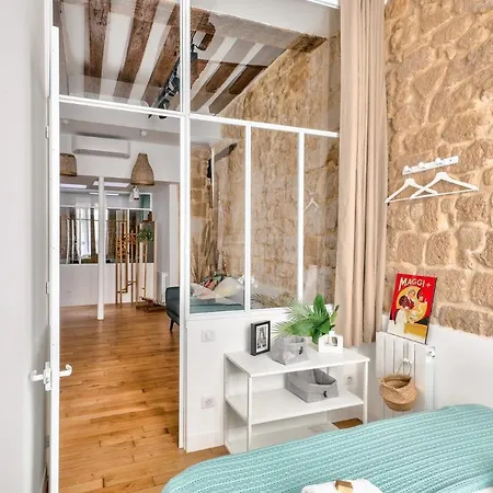 New Stunning 4 Bdrs Apt, With Ac - Le Marais Apartman Párizs