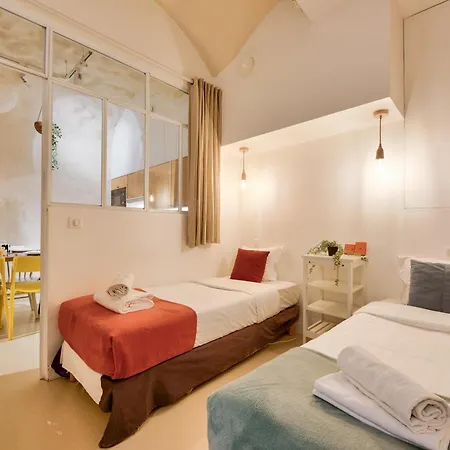 New Stunning 4 Bdrs Apt, With Ac - Le Marais Lejlighed