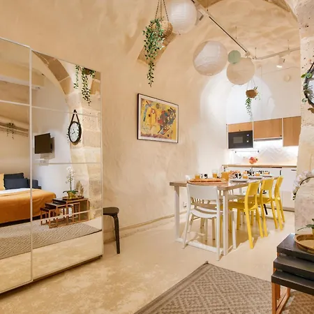 New Stunning 4 Bdrs Apt, With Ac - Le Marais Lejlighed *