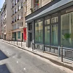 New Stunning 4 Bdrs Apt, With Ac - Le Marais باريس
